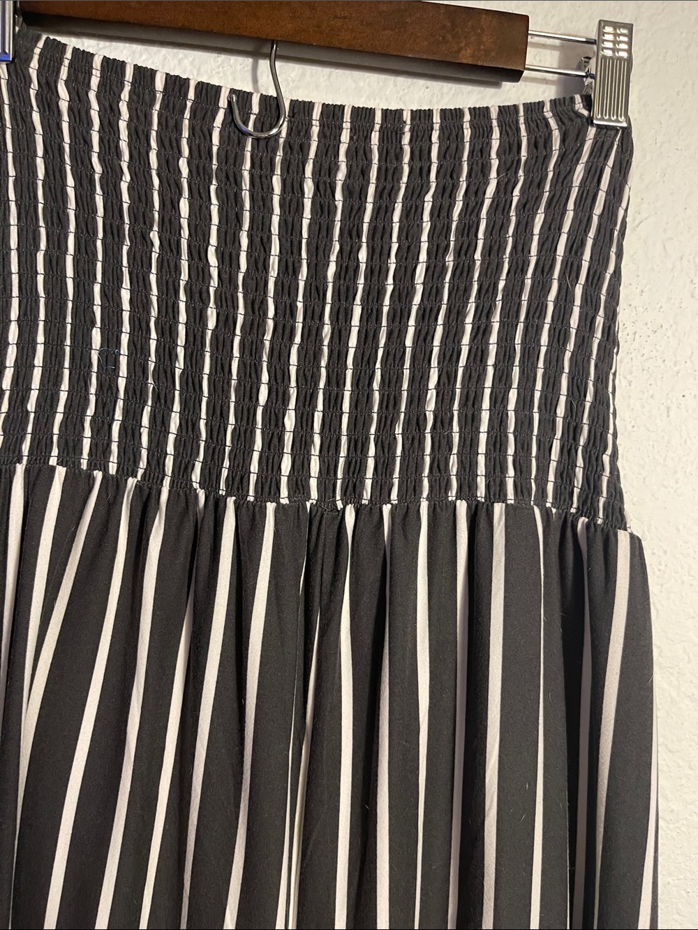 J for Justify Black and White Strapless Smocked Wide-Leg Jumpsuit - Picture 6 of 8